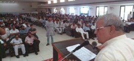 Kalraj Mishra addressing party workers